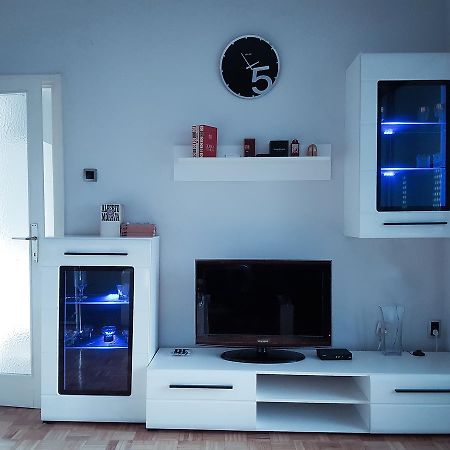 Apartment Arena Silver Belgrad Exteriör bild