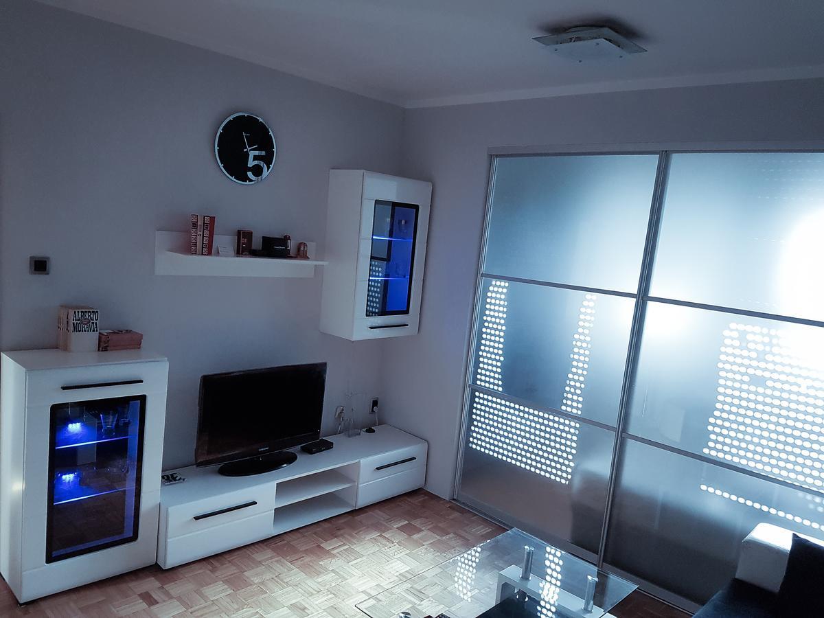 Apartment Arena Silver Belgrad Exteriör bild