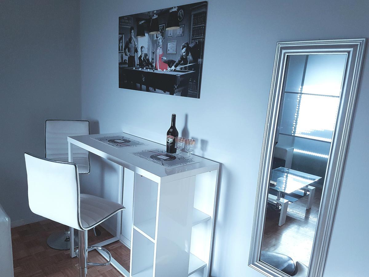 Apartment Arena Silver Belgrad Exteriör bild